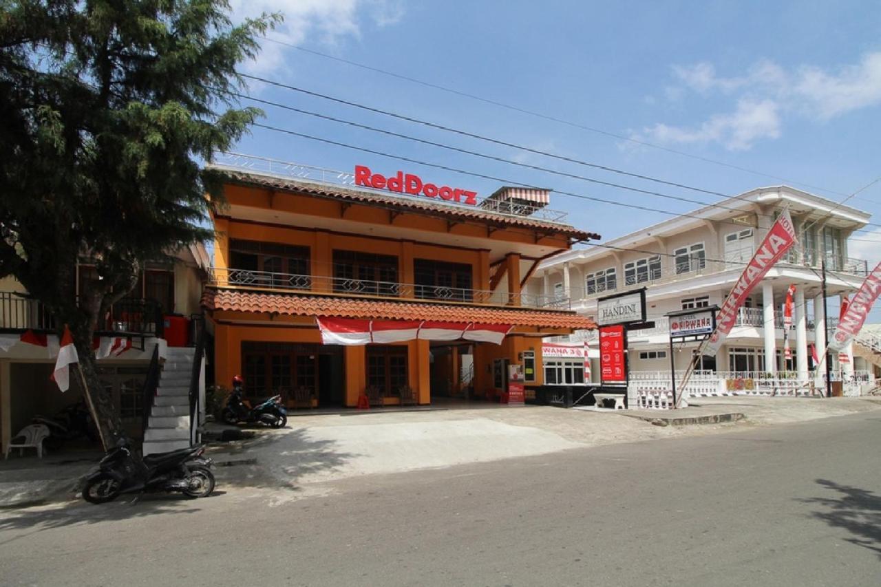 Reddoorz Near Sarangan Lake Magetan Exteriér fotografie